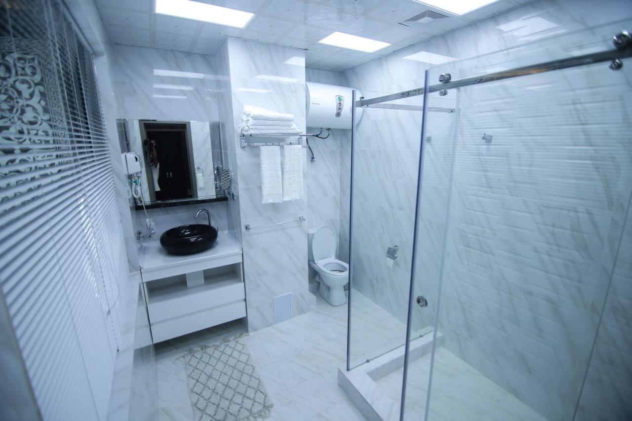 Safir Business Hotel O Душанбе Экстерьер фото